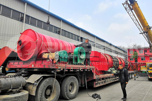 Shipment of Sawdust Carbonizing Machine